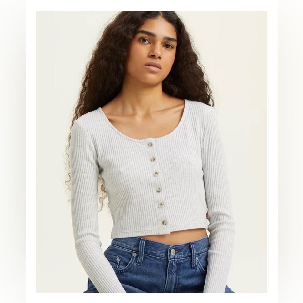Levi's Light Gray Ribbed Button-Front Long Sleeve Crop Top